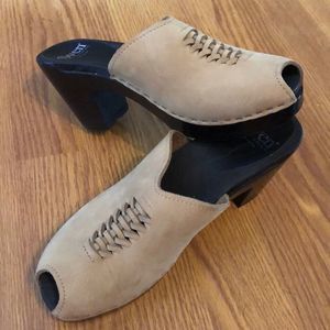 Sven suede clogs sz EU 40 US 9